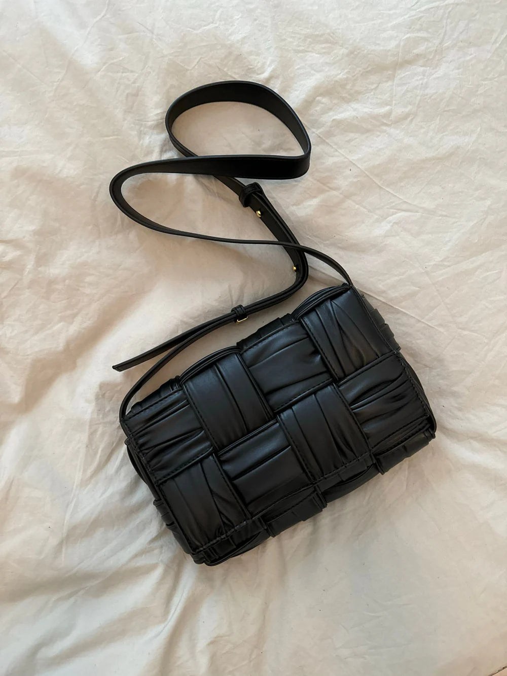 STOCK WOVEN BAG